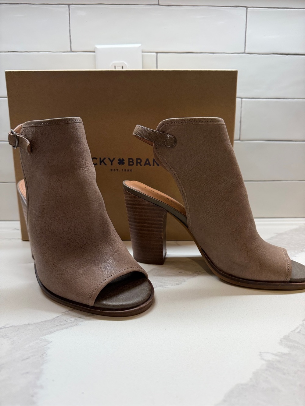 Lucky Brand Liska Taupe Open-Toe Block Heel Mules